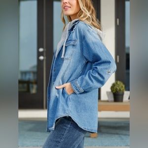 ❌❌SOLD❌❌Risen denim hooded jacket